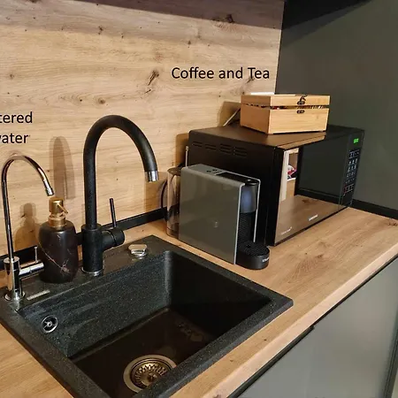 & Cozy شقة براشوف